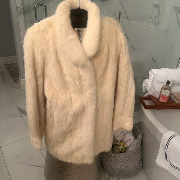Creamy vintage mink jacket walking length Sharon Stone style made in 🇨🇦genuine - Picture 5 of 16